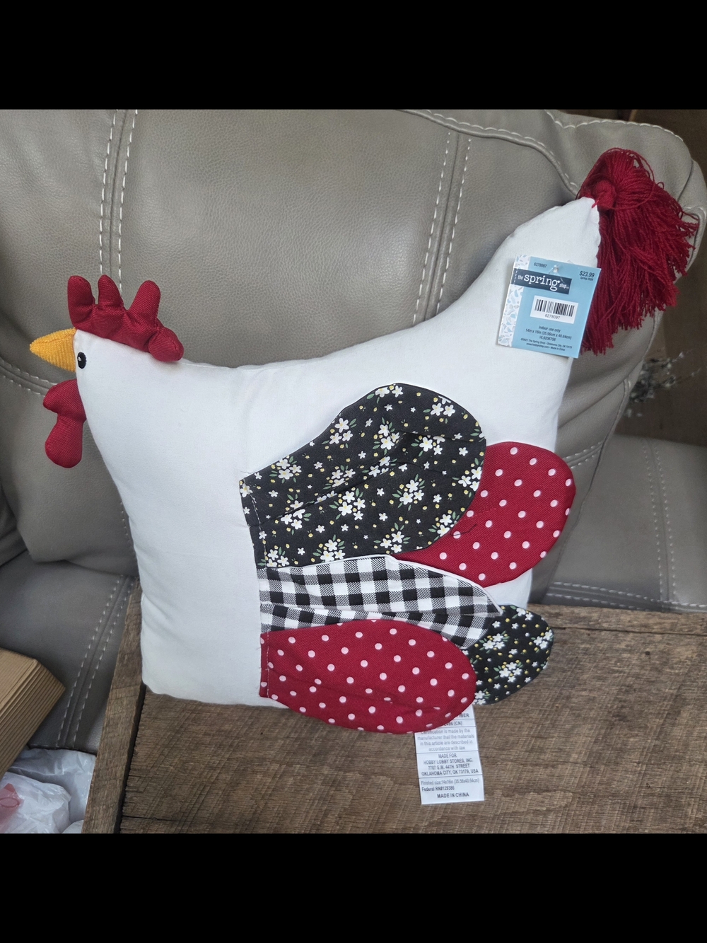 NWT Rooster Chicken Shaped Decorative Pillow Farmhouse Country Decor ~ Bin 1A